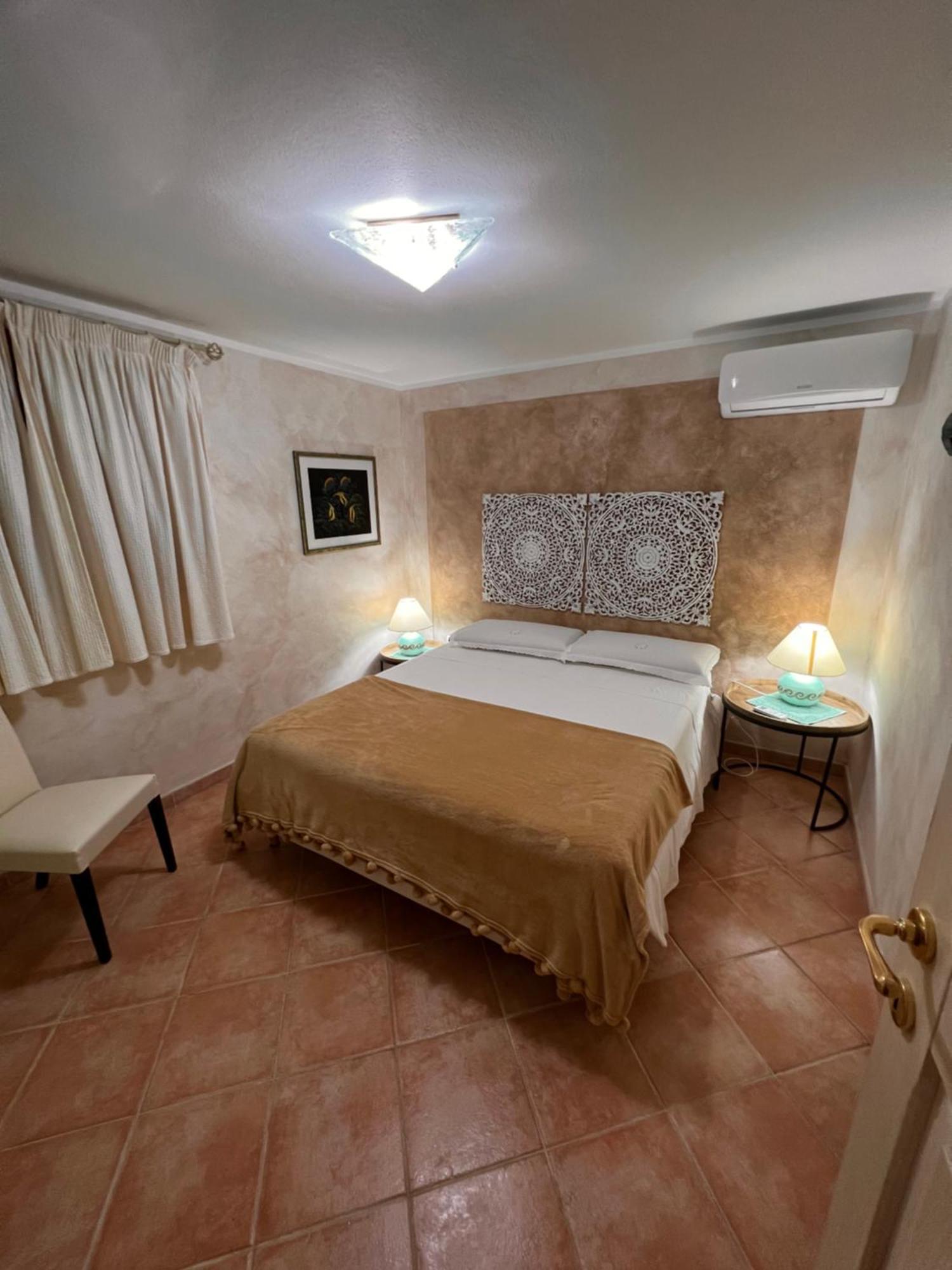Villa Patrizia Стинтино Экстерьер фото
